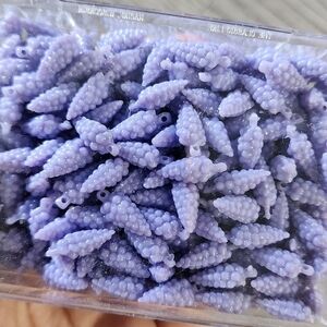 Beadtopia Lavender Purple Grape Vines Acrylic Fruit Beads Crafts Art NWT Jewelry